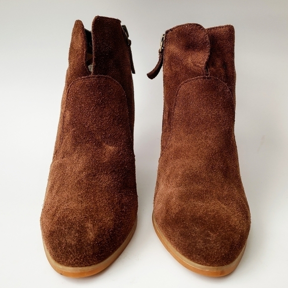 Tesori Brown Suede Western Stacked Block Heel Ankle Boots Size 6 - Picture 4 of 7